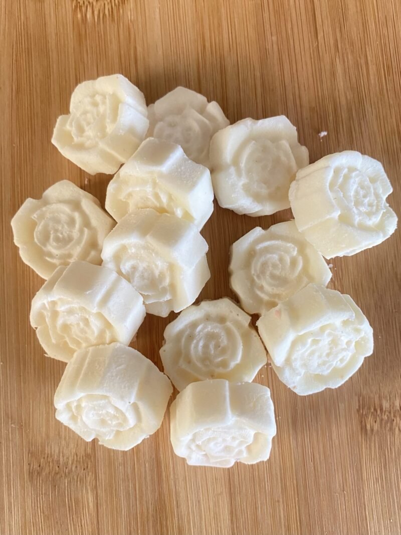 Armonizatuhogar.com - Wax Melts De Rosa Begonia Y Gardenias: Cera Aromática Para Un Hogar Fragante - Armoniza Tu Hogar