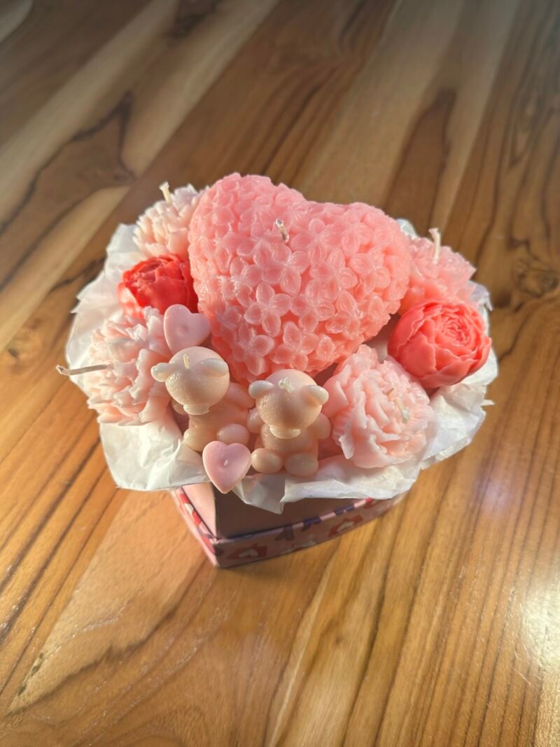 Armonizatuhogar.com - Arreglo Floral Con Velas: Elegancia Y Aromas Para Decoración Perfecta - Armoniza Tu Hogar
