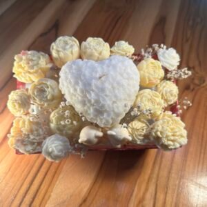 Arreglo Decorativo con Vela y Wax Melt Rectangular: Elegancia y Aroma para tu Hogar