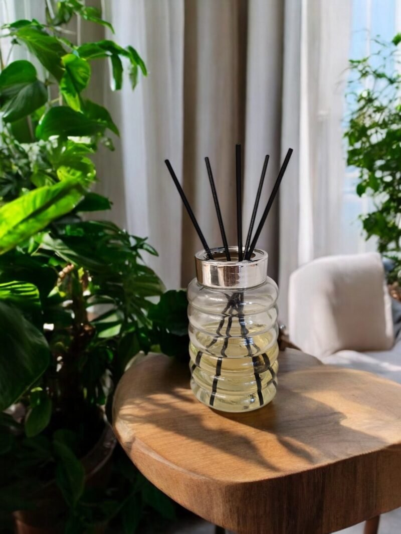 Armonizatuhogar.com - Difusor Aromático Primavera Verano: Fragancias Naturales Para Un Hogar Fresco - Armoniza Tu Hogar